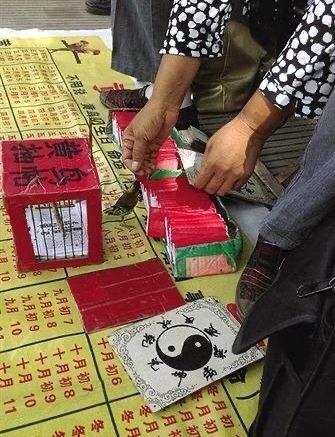 如何培养黄雀叫声，如何培养黄雀叫声音（黄雀的饲养和你想的不同）