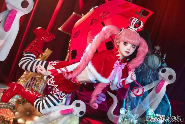 COS迪士尼公主出神入化的网红美少女,被爆抄袭黑料?