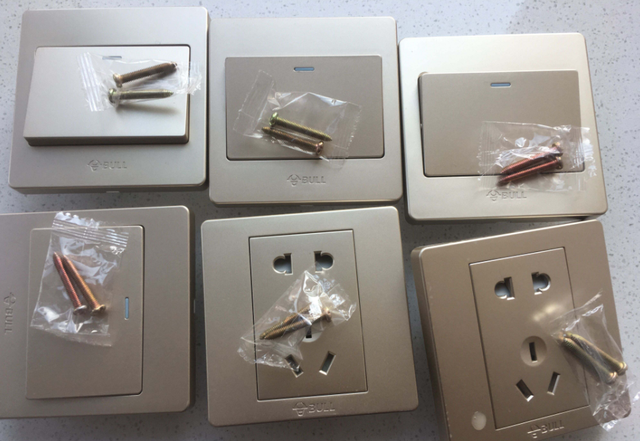 开关插座什么牌子好，墙壁开关插座什么牌子好（卖插座的老板给出真相）