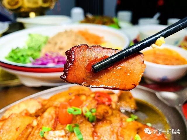 阿瓦山寨鱼头做法，阿瓦山寨鱼头的做法（太原一折指南带你去阿瓦山寨）