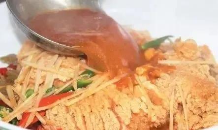 家常私房菜10道菜谱，30道经典家常菜菜谱（都市巷子里的10款私房菜）