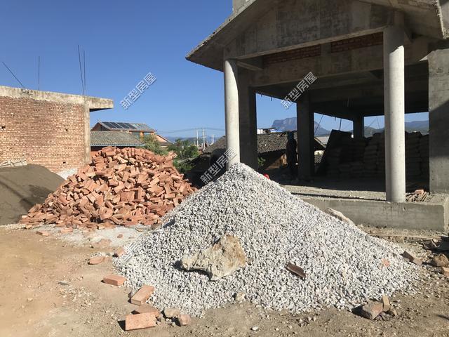 一方沙配多少包水泥，一立方沙配多少水泥（一方混凝土要多少砂石、水泥）