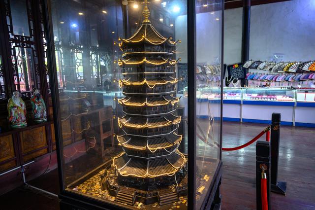 珍珠塔的故事简介,珍珠塔的故事简介20字(苏州最"低调"的私家园林)