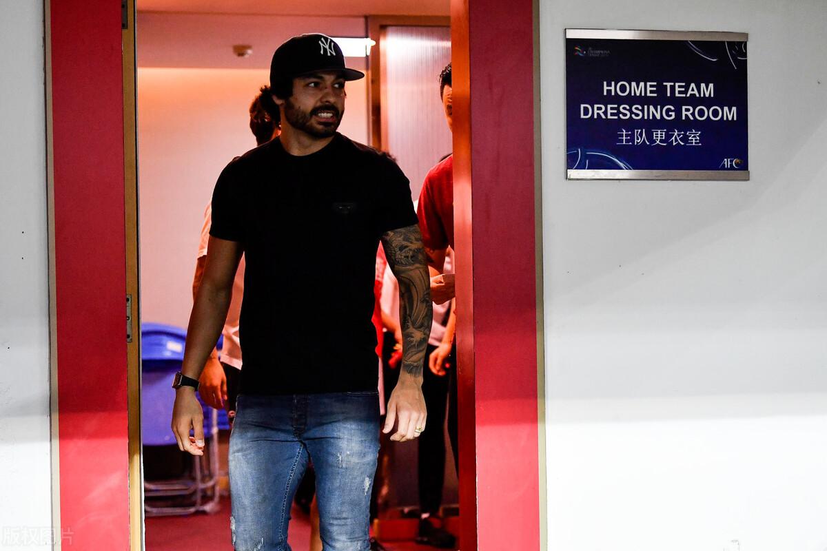 原名:里卡多-高拉特-佩雷拉出生地:巴西圣保罗出生年月:1991.6.