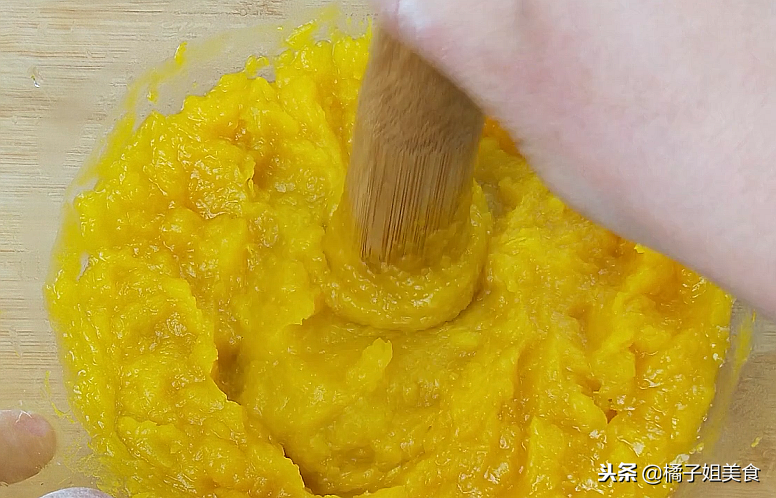 圖片[5]-【南瓜球】做法步驟圖 外皮酥脆 內(nèi)里軟糯-起舞食譜網(wǎng)