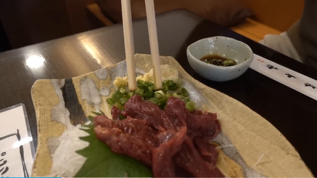 马肉刺身做法，马鲛鱼刺身做法（霓虹国人太爱吃生的食物）