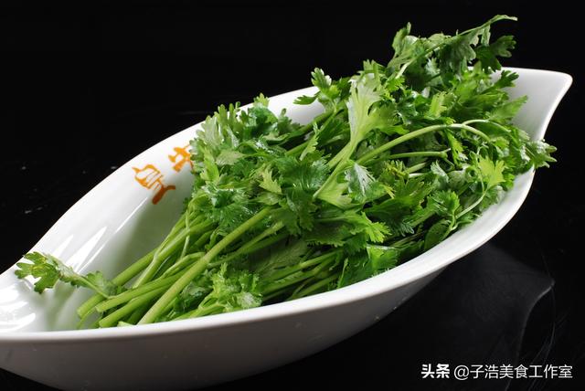 火锅配菜有哪些，火锅配菜有哪些荤菜（吃火锅不知道买什么菜的就进来看看）