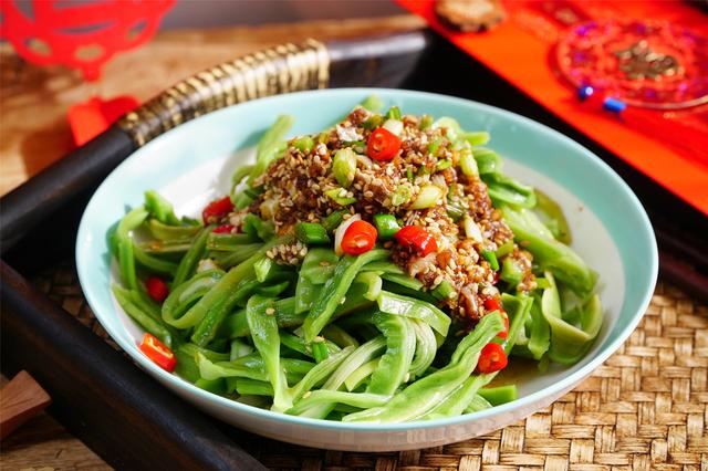 贡菜是什么菜做的，贡菜到底是什么菜（碰上这菜我从不放过）