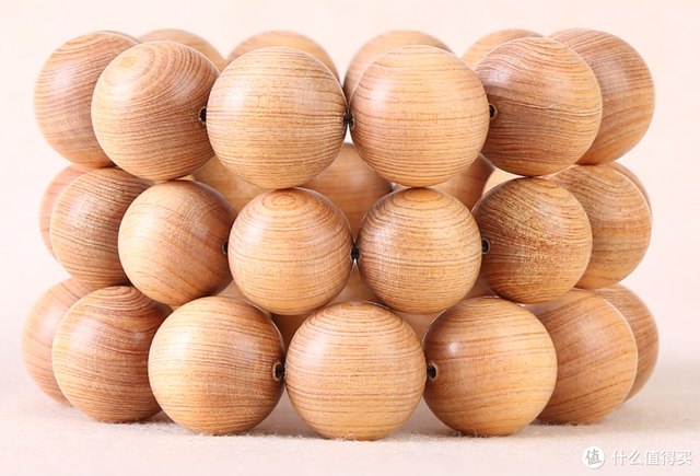 乌木手串怎么辨别真假，乌木手串真假鉴别（万物皆可盘：万字长文）