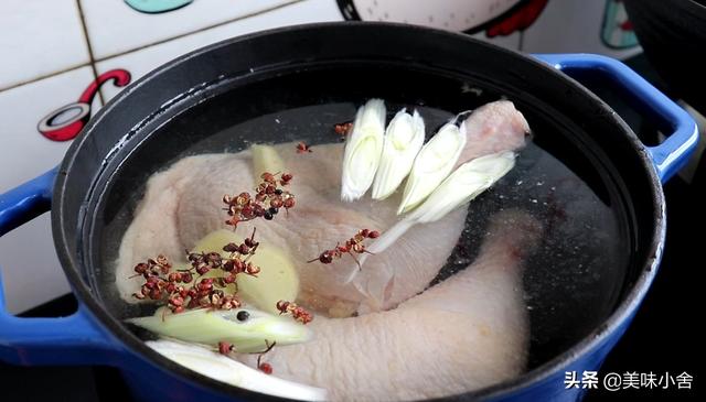 麻辣鸡丝凉拌菜谱，教你在家做凉拌麻辣鸡丝