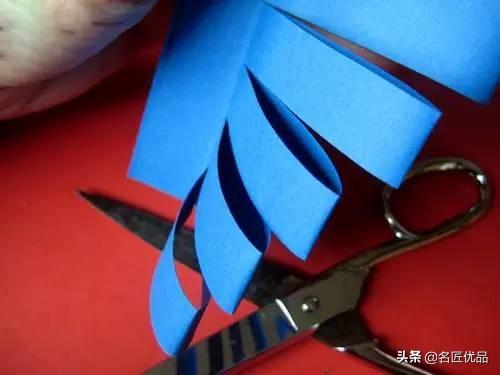 幼儿园灯笼制作方法，灯笼制作手工幼儿园（幼儿园创意手工灯笼大制作）