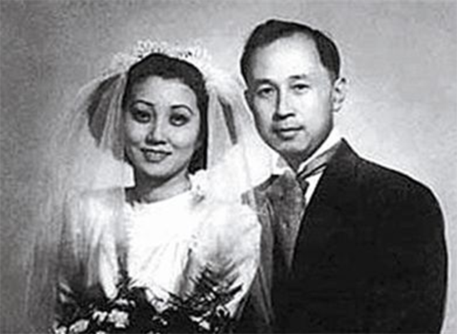 李双江与蒋英的故事看后彻底震惊，蒋英学生一级演员李双江！