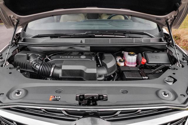 别克gl8有四驱车型吗，别克GL8哪一款是四驱（我终于知道它为什么能稳坐MPV市场第一了）