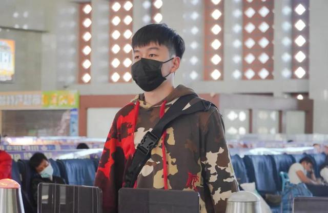网上订票学生怎么半价，网上订票怎么定半价学生票（学生票优惠次数、票价怎么算）