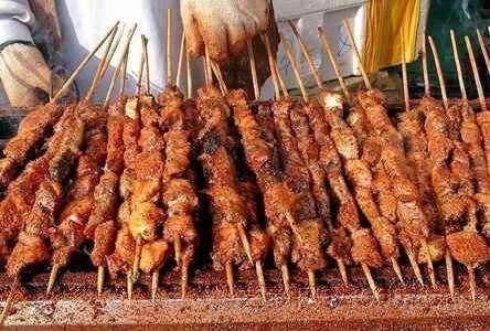 多春鱼的危害，多春鱼不去除内脏可以吃吗（中国最脏“四种街头小吃”至少一样你吃过）