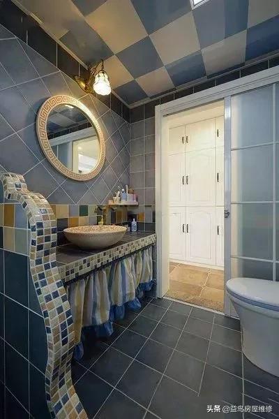 卫生间排水管分布技巧，卫生间排水管分布技巧图（卫生间淋浴区靠窗还是靠墙）