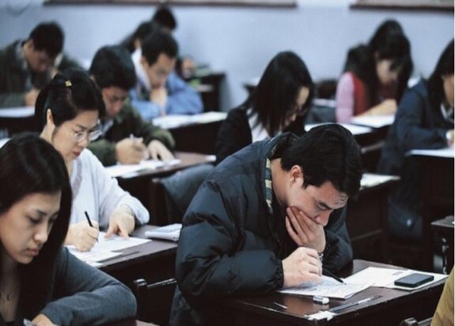 全日制普通高校本科和本科的区别，全日制高校本科和本科有什么区别（本科分为“大学”和“学院”）