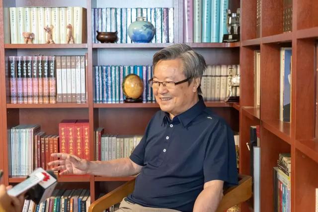 西安外事学院是几本，西安外事学院是几本录取分数线是多少（肖云儒：书籍帮我选择人生）