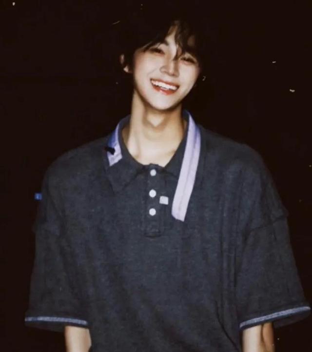 airpods电量怎么看，ins成熟帅气真人魅力男生头像 远渡人间惊鸿宴微信（分享：帅气超A·男生头像）