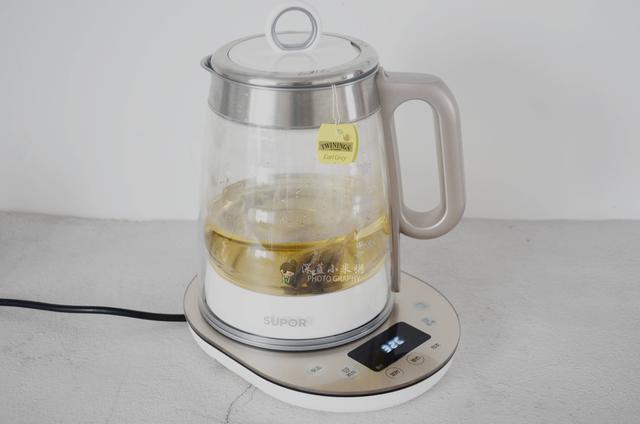 自制珍珠奶茶，附珍珠做法（教你在家制作极简珍珠奶茶）