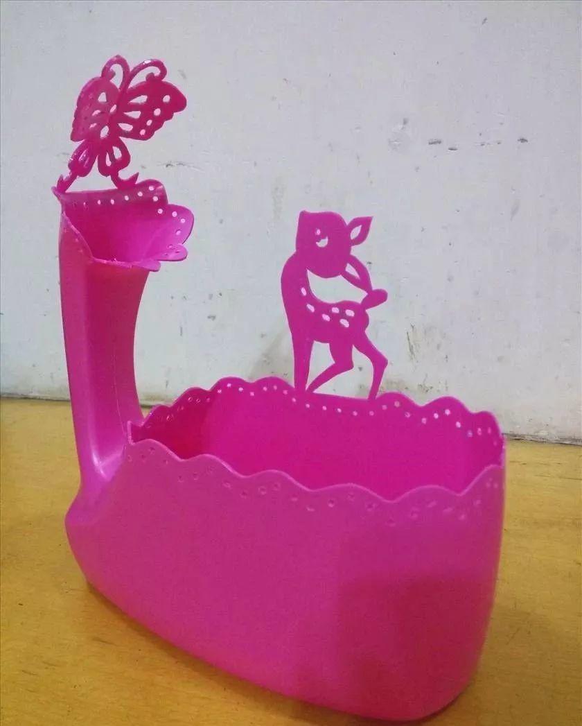 闲着的人网友"闲着的人"的洗衣液桶花盆孔雀海豚湾"海的女儿"系列"