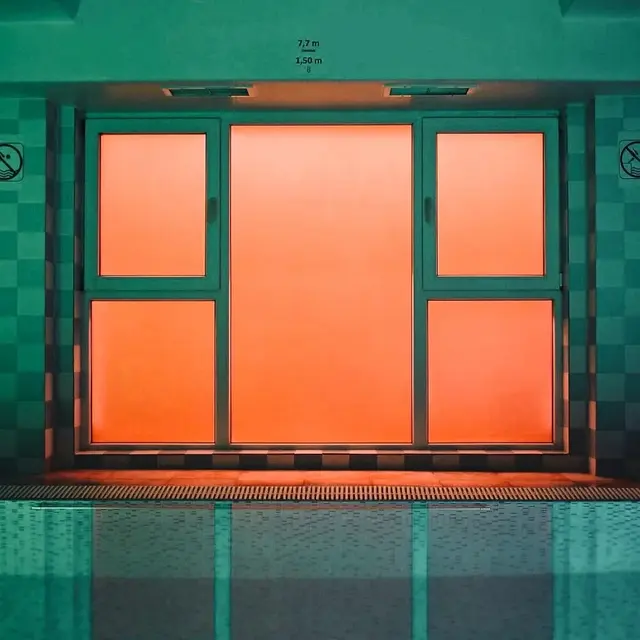 头像和背景图一套，头像与背景图一套（热门微信套图，让你最不一样）