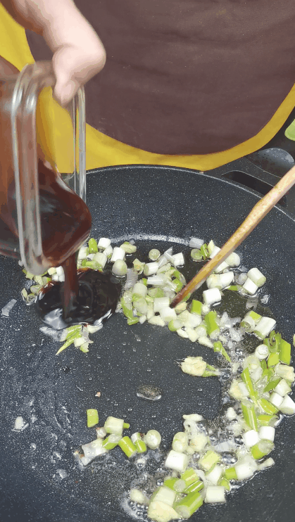 鲍鱼的做法及清洗视频，鲍鱼的做法及清洗是怎样的（鲍鱼别只蒸着吃）