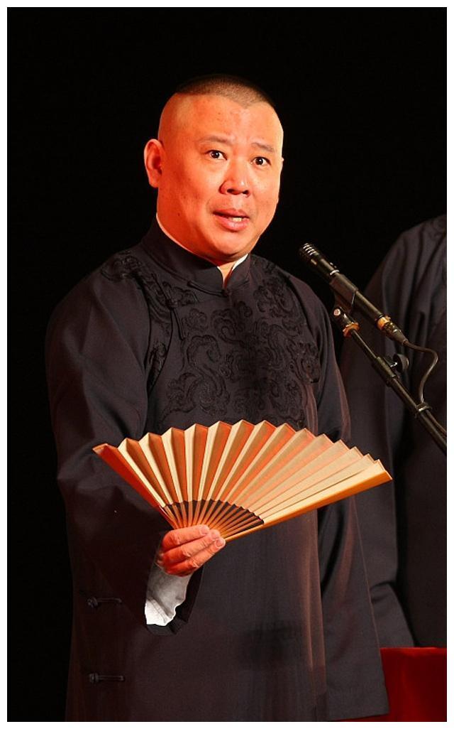 姜昆的年龄多大，姜昆年龄（姜昆年过古稀将从曲协退休）