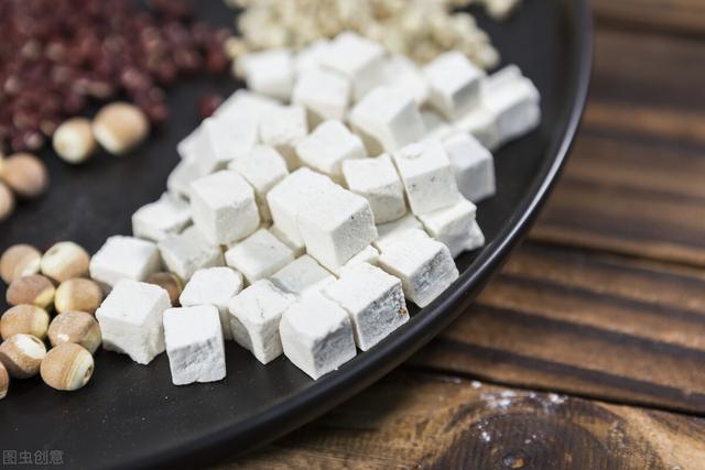 茯苓如何食用，土茯苓配什么能祛湿（能祛湿的不止有红豆薏米）