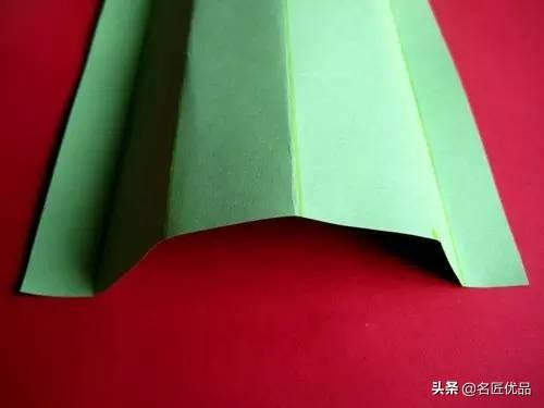 幼儿园灯笼制作方法，灯笼制作手工幼儿园（幼儿园创意手工灯笼大制作）
