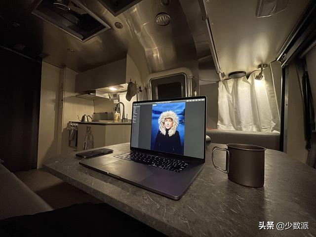 苹果12pro防水吗，苹果12pro防水到什么程度（让专业摄影师满意的升级）