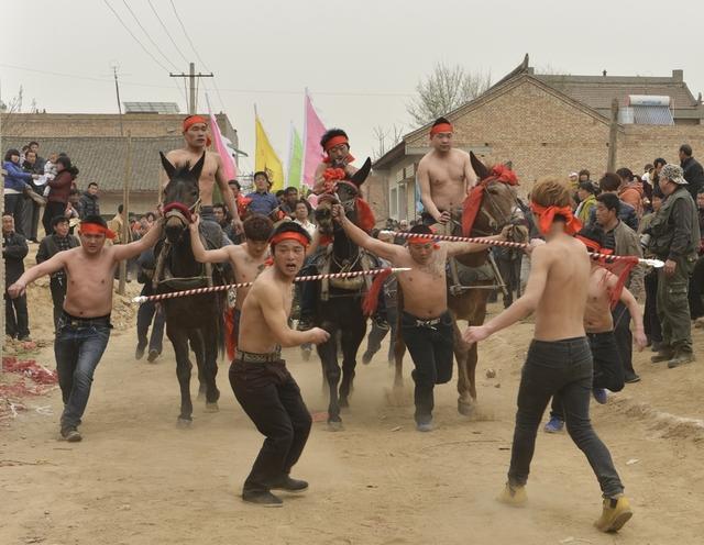 陕西的风俗有哪些，原来陕西的春节还有这些风俗（陕西有什么风俗）