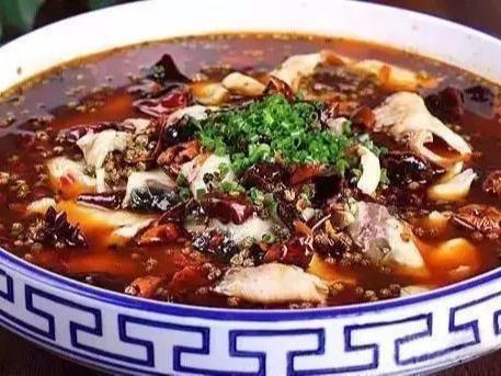 红烧鲶鱼的做法，红烧鱼的制作（春季美食推荐：红烧鲶鱼）