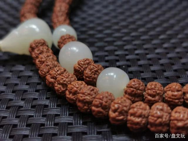 金刚菩提手串如何挑选，怎么选购一条金刚手串呢