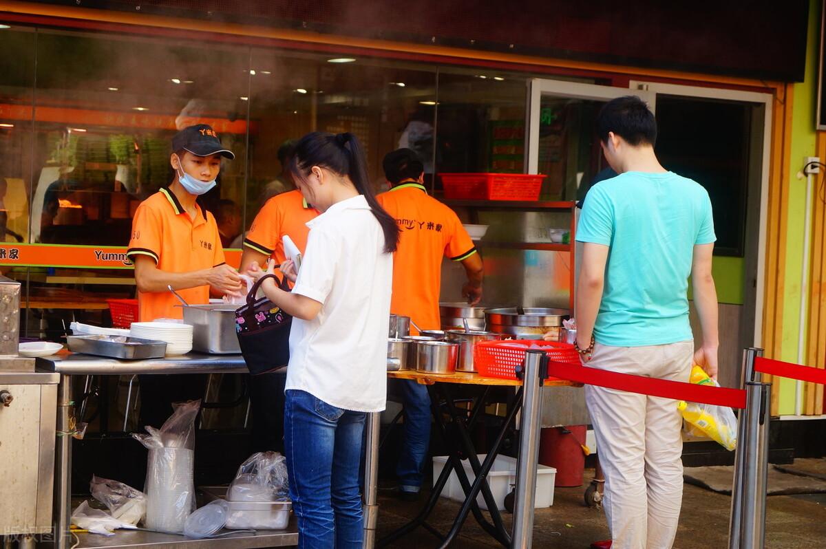 早餐店赚钱吗(中式快餐加盟10大品牌排行榜)