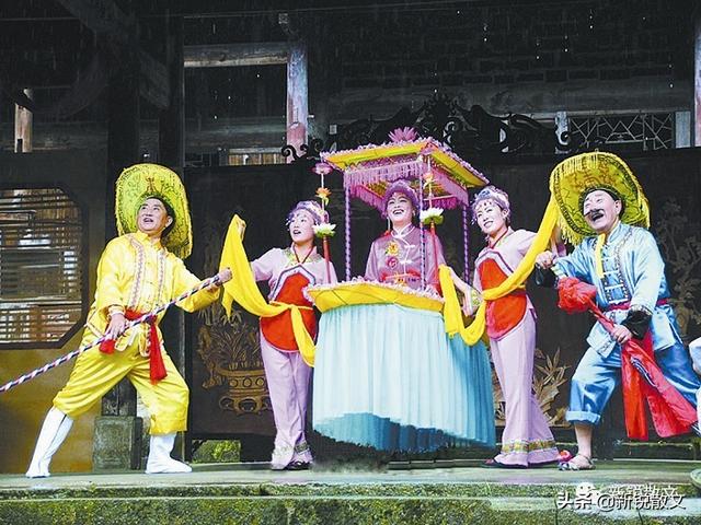 唱脸谱歌词，京剧说唱脸谱歌词（知名作曲家的创作心得：写歌词）