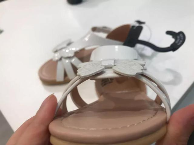 儿童凉鞋怎么选择比较好，儿童凉鞋到底要怎么选