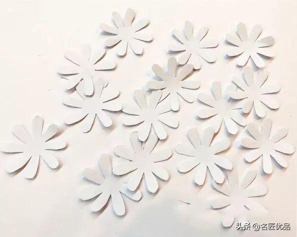 教师节礼物折纸手工花，手工折纸教程（教师节创意手工：一张纸）