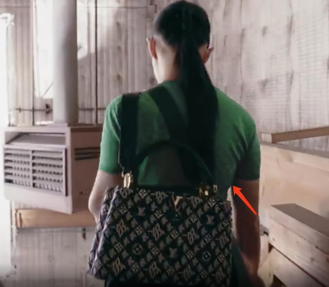 刘亦菲身高体重，刘亦菲体重（33岁刘亦菲身材又胖上热搜）