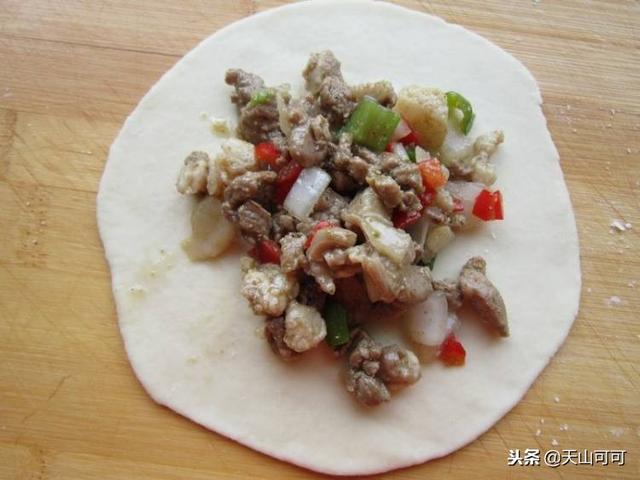 羊酥油怎么食用方法，羊油饼怎么做好吃窍门（这种外焦里嫩的面食）