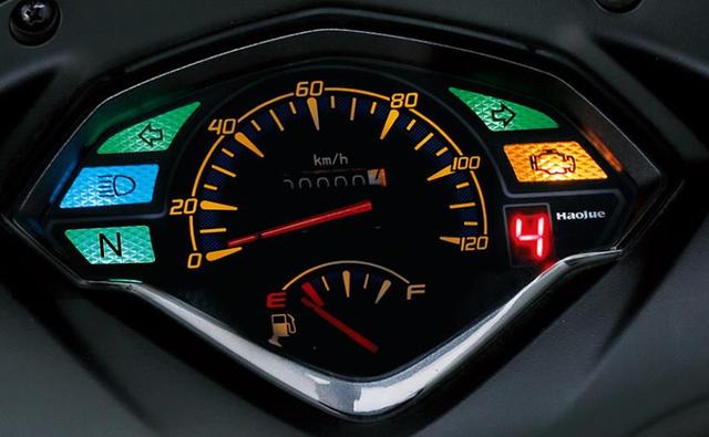 豪爵弯梁摩托车，豪爵摩托车价格表（豪爵省油代步弯梁车）