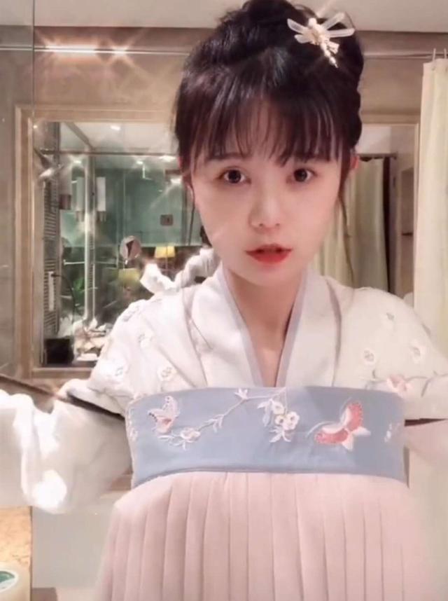 汉服襦裙如何穿，汉服襦裙如何穿好看（汉服娘安利：不用放掉神器）