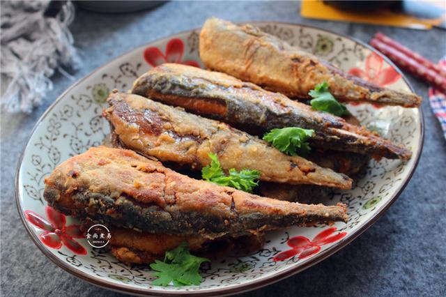 香煎秋刀鱼详细做法，香煎秋刀鱼