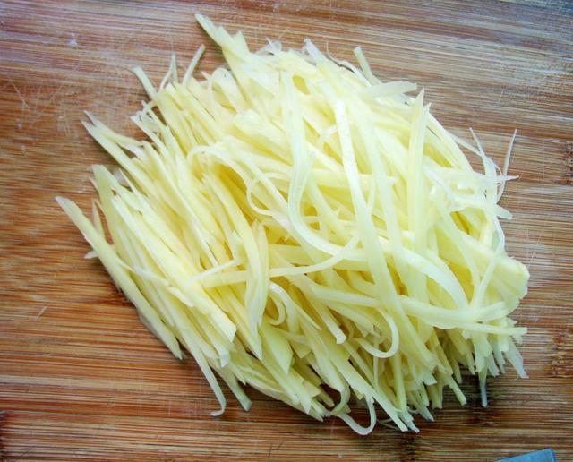 土豆有几种吃法，土豆的小吃做法大全（分享土豆的8种做法）