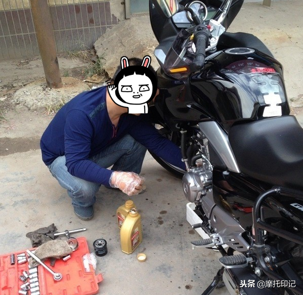 摩托车机油怎么换,教大家如何换摩托车机油(摩托车更换机油的正确里程