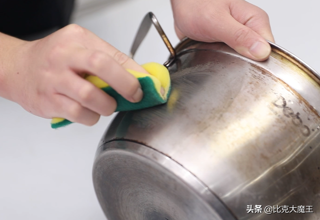不锈钢清洗小妙招，不锈钢除锈有什么好方法（不用任何洗涤剂）