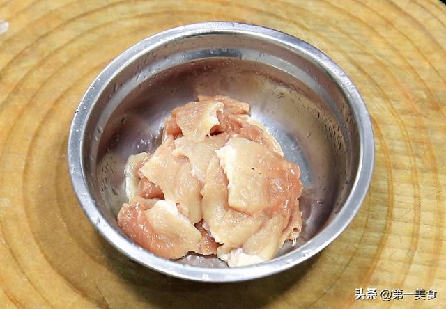 木须肉的家常做法，木须肉的家常做法图片（木须肉要不要先上浆）