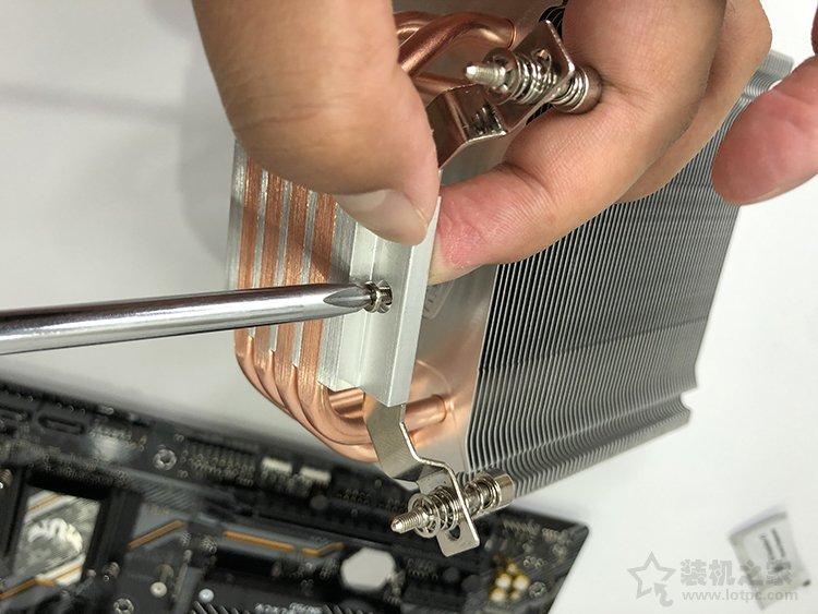 电脑主机的结构图解说明，主机箱内部结构图高清带名称及介绍