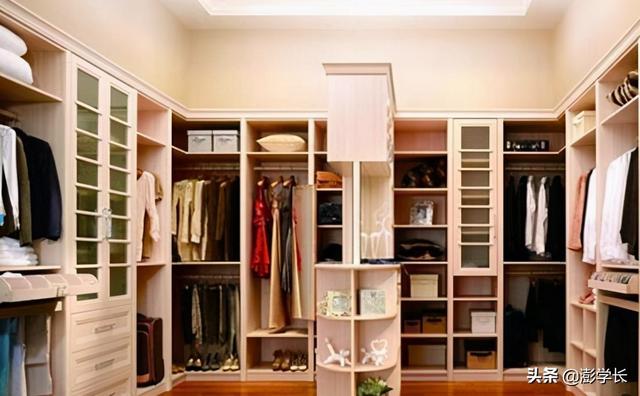 整体衣帽间价格，整体衣帽间价格多少钱（4款整体衣帽间效果图欣赏）