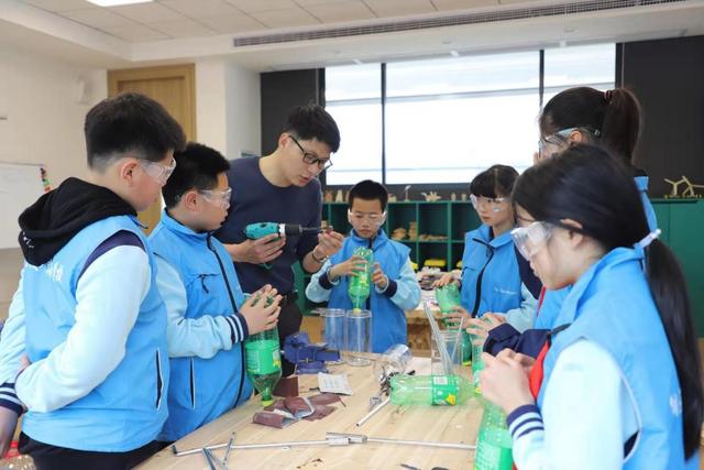 2,塑料瓶做的二级水火箭刷屏,揭秘网红科学老师的手工秘籍